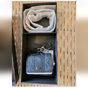 Michael Kors Hudson Logo Lanyard Case for Apple AirPods Pro 36F2LGFL0B N…